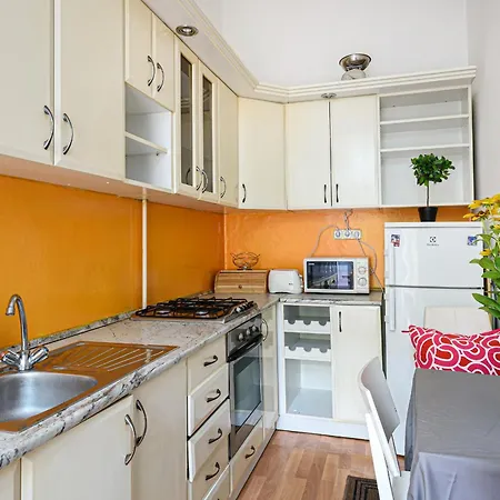 Soho Street Private 6 Persons Apartment *