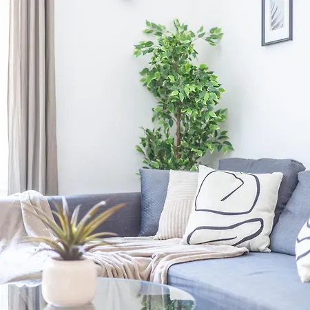 Charming & Cozy 1bedrm Apartment