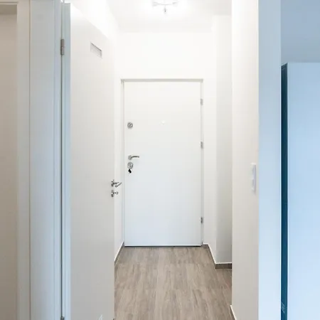 Waterfront Buda Hills Views&free Parking * Budapest