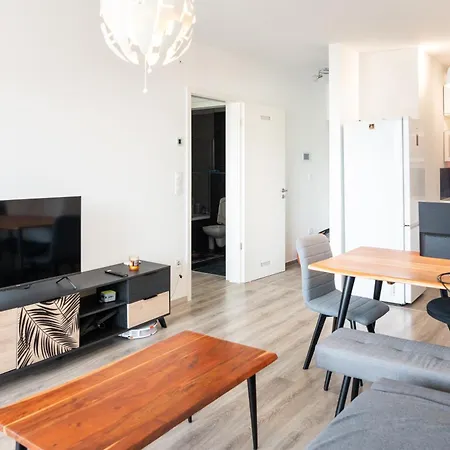 Apartment Waterfront Buda Hills Views&free Parking Budapest