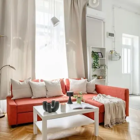 Dream In Budapest-steps To Budaeye &fashionst *