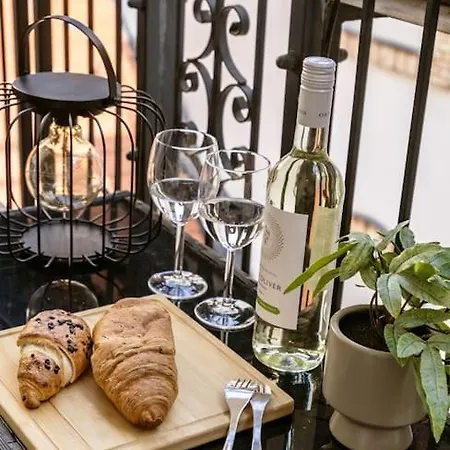 Apartment Relaxing Spacious Balcony Super Near Opera