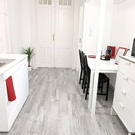 Apartment Heart Of In Center Near Dohany Synagogue
