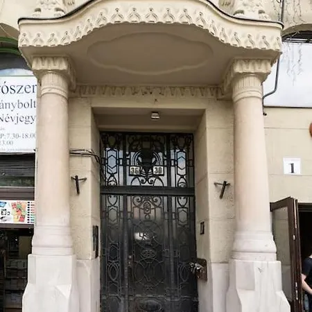 Cozy Family Friendly Bestlocation 90sqm Apartment *