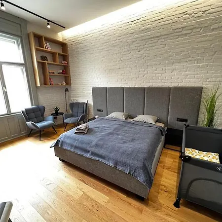 Cozy Family Friendly Bestlocation 90sqm Apartment *