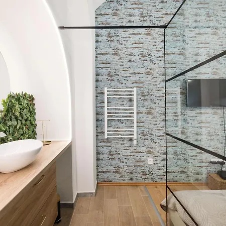 Apartment Charm
