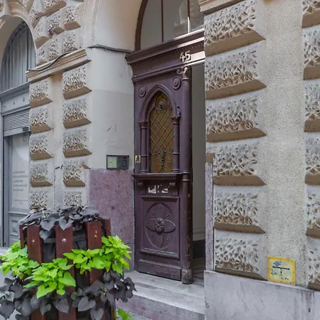 Apartman Deluxe Center Izabella By Cavaland Budapest