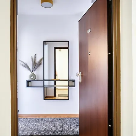 Apartment Golden Bard *