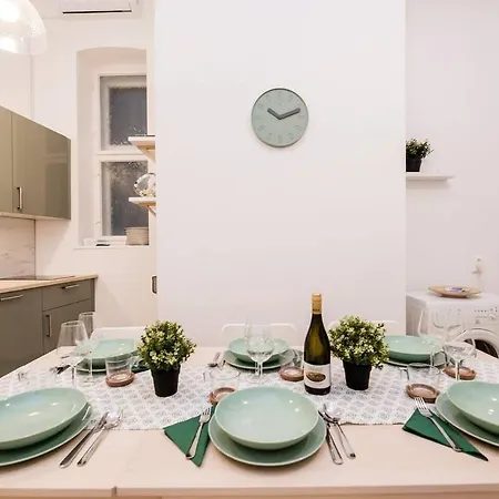 Brand New Ac Appartement