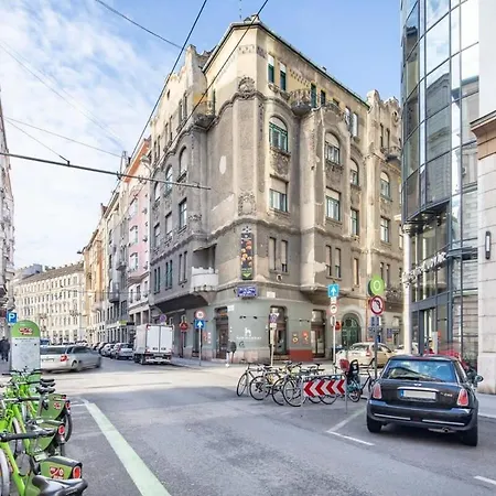 Apartment Extra Mini - Lively Neighborhood *