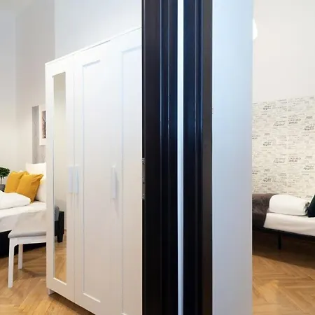 Ultra Large Stylish * Budapest