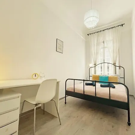 Y1 Central Station Central Flat Apartment