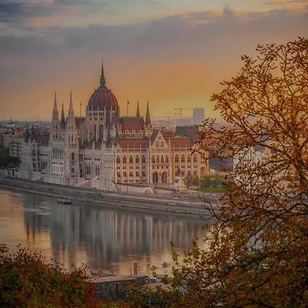 U Central * Budapest