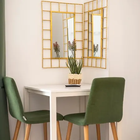 Exclusive Private In The Center Of Bp W 4bedrms, 4 Bathrms * Budapest