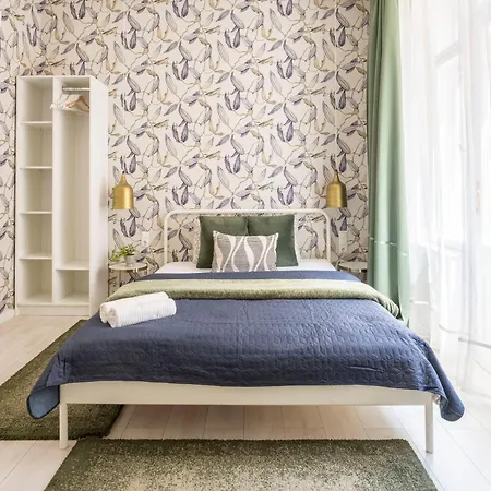 Apartment Exclusive Private In The Center Of Bp W 4bedrms, 4 Bathrms *