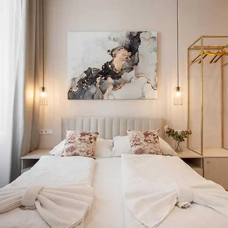 Apartment W30 - Wesselenyi Charming - Location By Bqa *