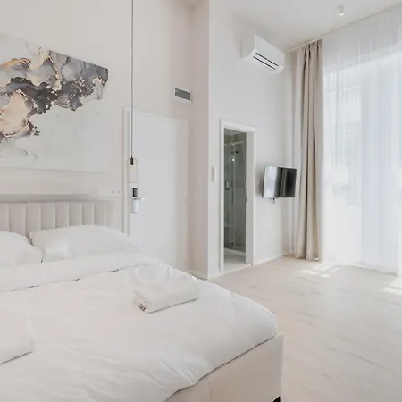 Apartment W30 - Wesselenyi Charming - Location By Bqa *