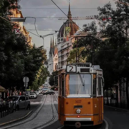 U Central * Budapest