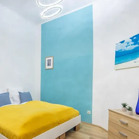 Apartment - Large And Comfy Budapest