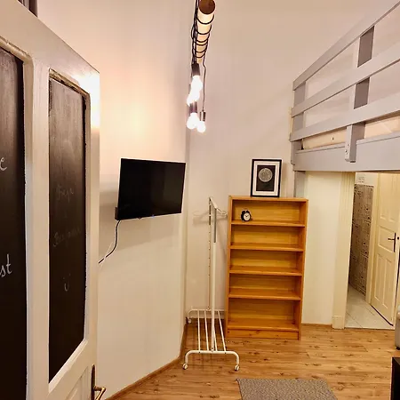 Summer Apartment *