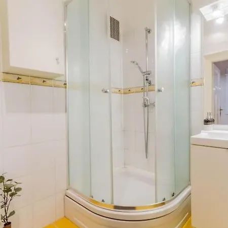 Sunny Bright, Centrally Located, Ac Balcony By Nw Budapest