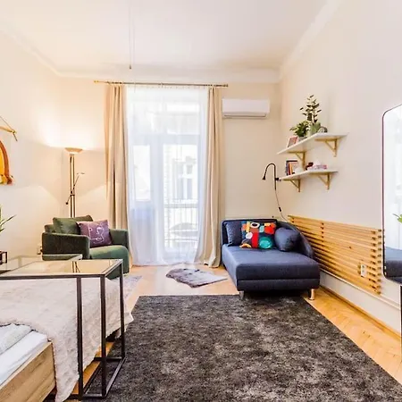 Sunny Bright, Centrally Located, Ac Balcony By Nw Budapest