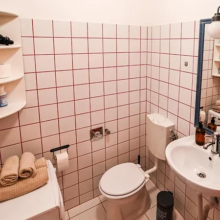 Acacia Downtown Apartment