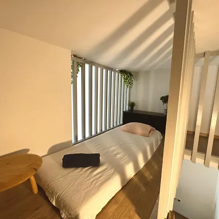 On In The Center 3 Br Apartment