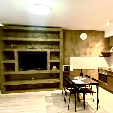 Apartment Downtown Nest