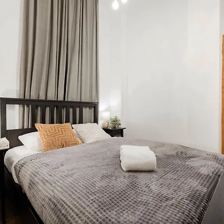 Wellness Wonderland Garden, Sauna, Jacuzzi In Cbd Apartment *