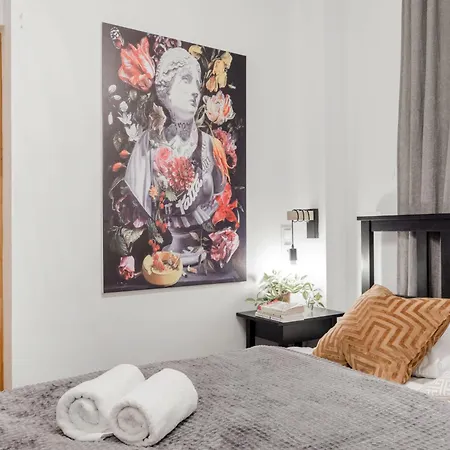Apartment Wellness Wonderland Garden, Sauna, Jacuzzi In Cbd *