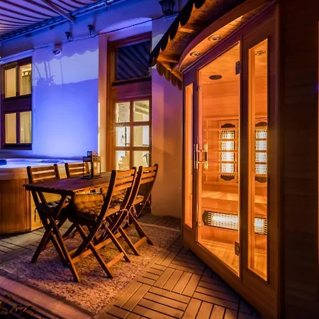 Wellness Wonderland Garden, Sauna, Jacuzzi In Cbd Budapest