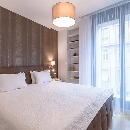 Emerald Downtown Luxury By Continental Group 2*