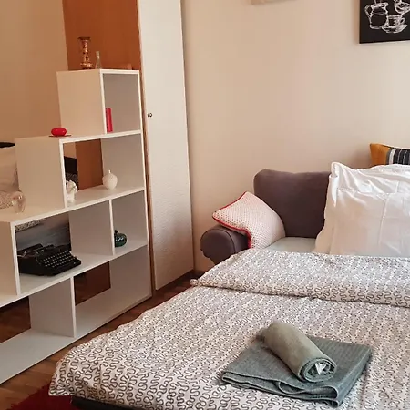 Center Royalty Apartment