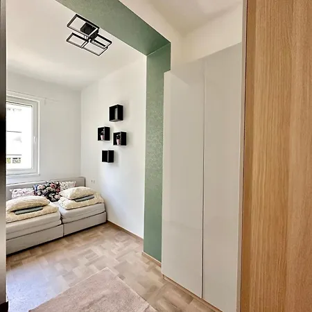 Brand New Westendhome Apartment#freeparking Apartment *