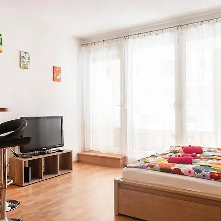 Apartment Corvin Gem2 With Parking