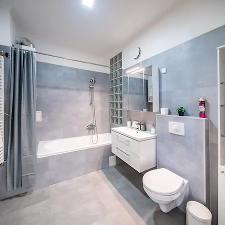 50 Shades Of Apartment *