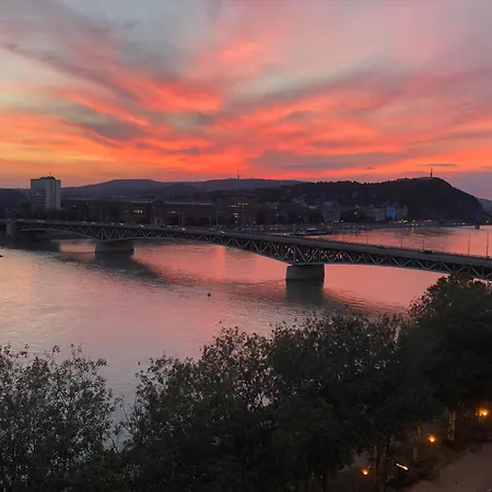 Danube Paradise * ブダペスト