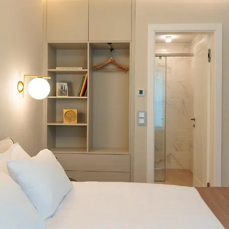 Emerald Downtown Luxury By Continental Group Hotel apartamentowy