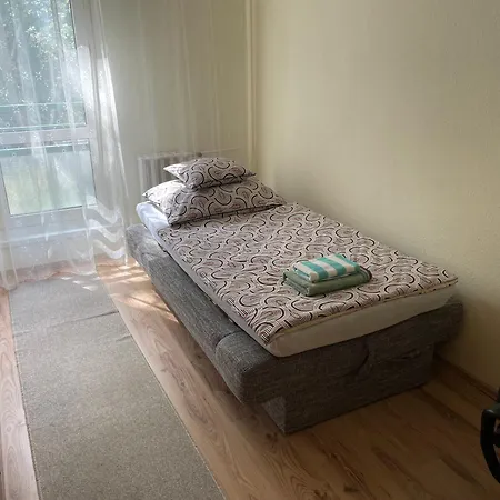 Apartment Calm Island Near The Danube - Free Parking