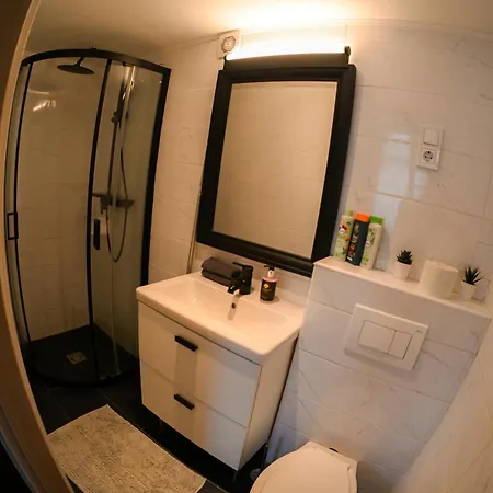 The Bachelor Pad * Budapest