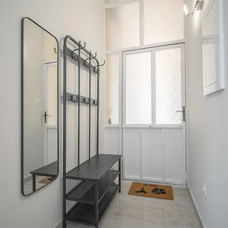 Apartment Exclusive N' Charming With Sauna In The Heart Of *