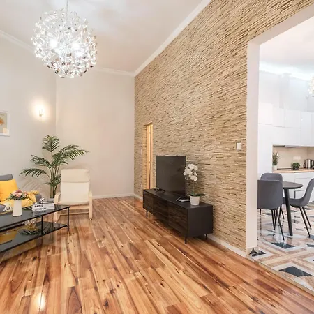 Exclusive N' Charming With Sauna In The Heart Of Apartment