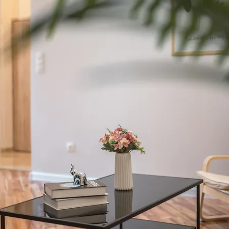 Exclusive N' Charming With Sauna In The Heart Of *