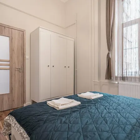 Exclusive N' Charming With Sauna In The Heart Of Apartment Budapest