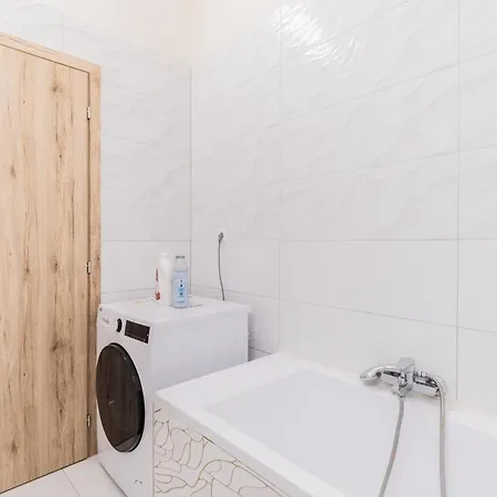 Apartment Exclusive N' Charming With Sauna In The Heart Of *