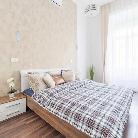 Apartment Best Seasons Spa Central