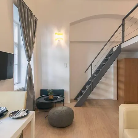 Apartment Huszonegy 1 - Center Location Ac *
