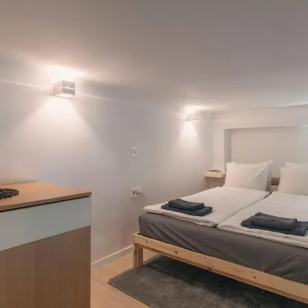 Huszonegy 1 - Center Location Ac * Budapest