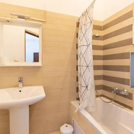 Elegant Downtown At Kiraly 39 * Budapest